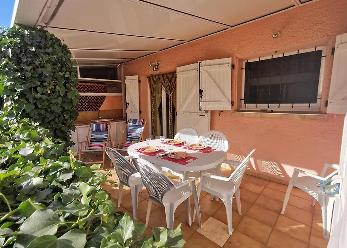 Les Lavandines -Coquette Maison de Vacances - 400 m de la plage - Grande Terrasse - 2 chambres - 2 salles de bain - Tout confort Argelès-sur-Mer